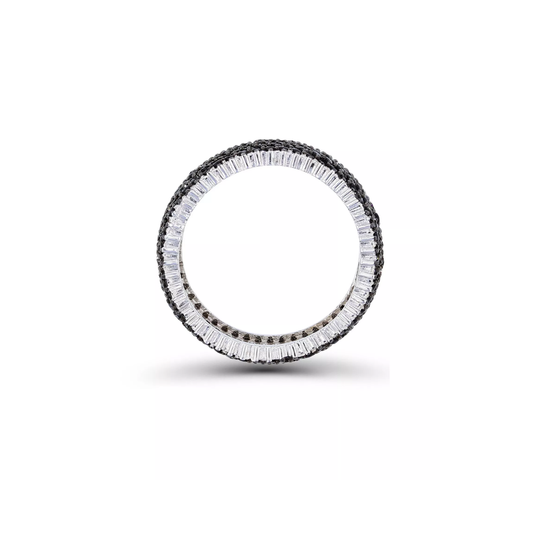 Anillo Churumbela Espinela Negra en Plata con Baño de Rodio 3.30cttw