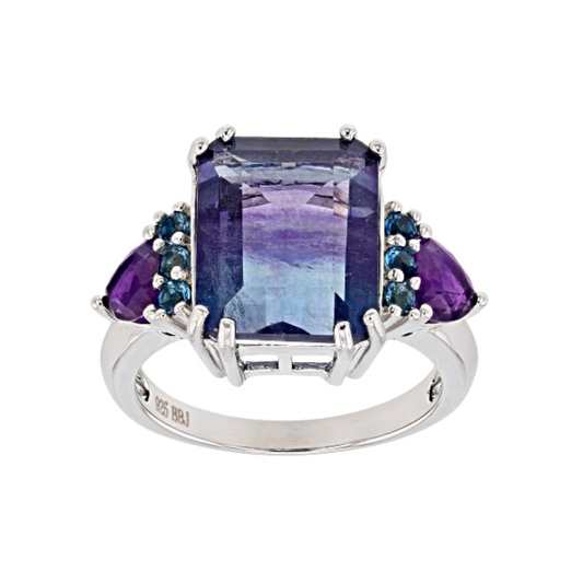 Anillo con Fluorita Bicolor, Amatista y Topacio Azul Londres en Baño de Rodio sobre Plata Esterlina (6.41 cttw)
