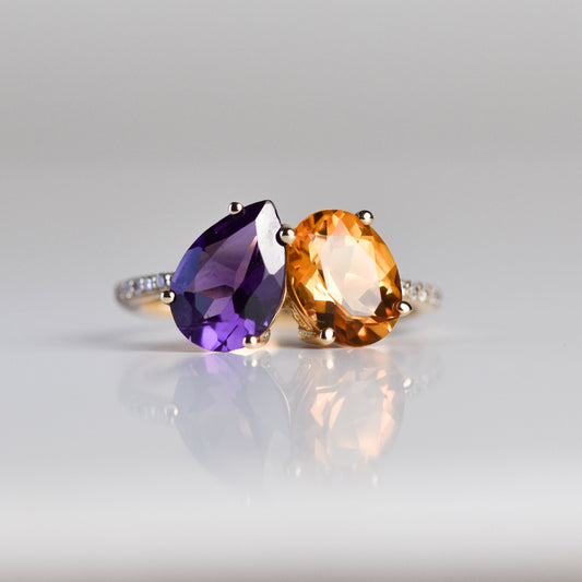 Anillo con amatista, citrino y diamantes en oro amarillo 14K
