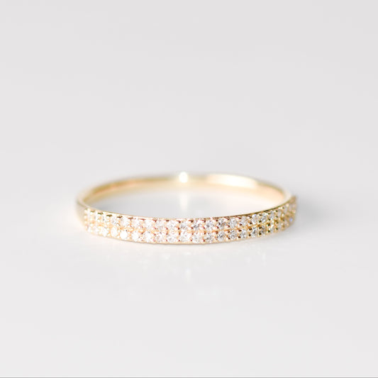 Churumbela delgada con diamantes en oro amarillo 14K