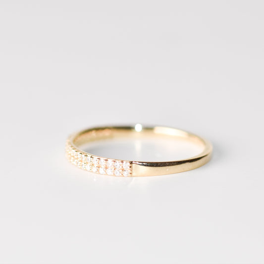 Churumbela delgada con diamantes en oro amarillo 14K