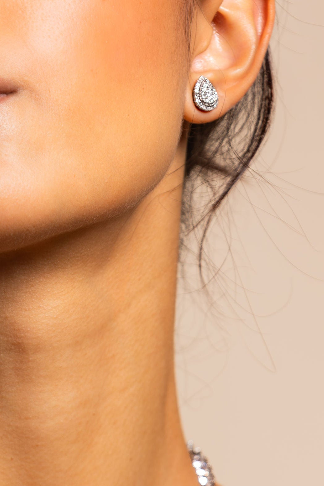 Collar Tennis con zafiro blanco redondo de laboratorio en plata esterlina (17”)