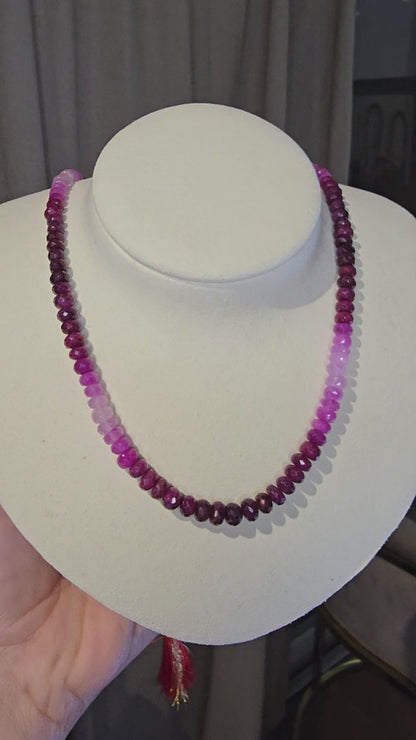 Collar de Rubí y Zafiro Blanco Natural 205cttw