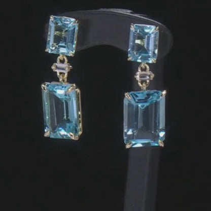 Aretes con Topacios Azules Glaciares y Topacios Blancos en Baño de Oro Amarillo 18K sobre Plata Esterlina (23.50 cttw)