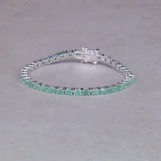 Brazalete 5.50 ctw Esmeralda en Plata con Baño de Rodio