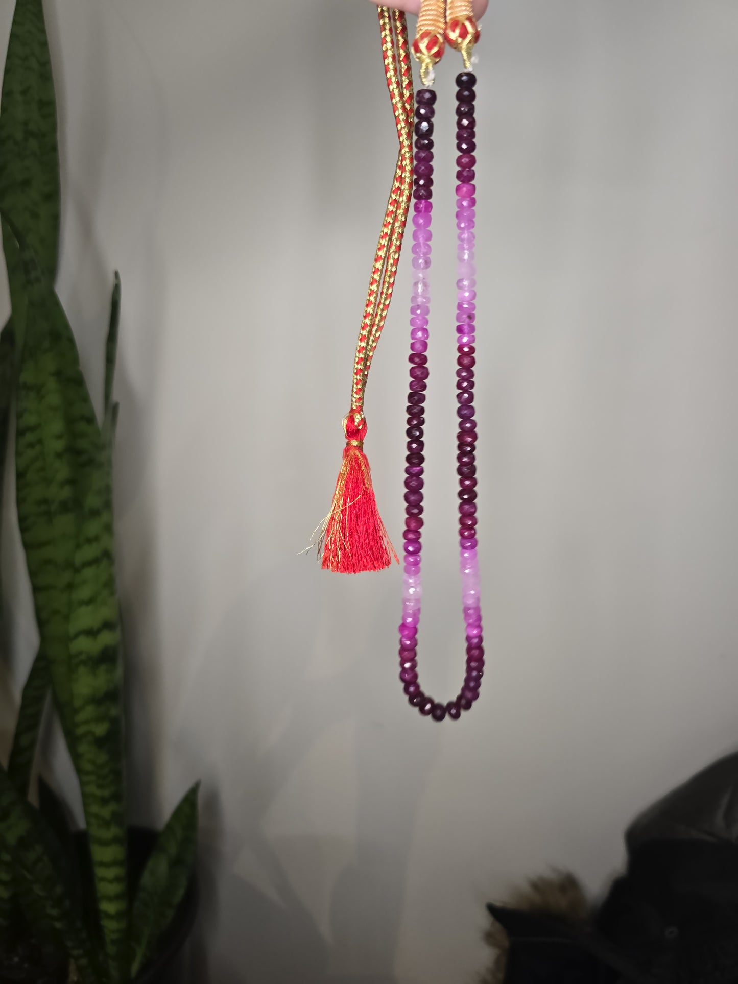 Collar de Rubí y Zafiro Blanco Natural 205cttw